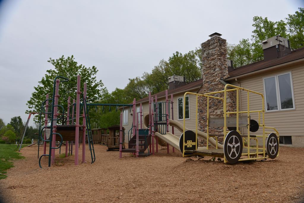 Appalachian Camping Resort Log Home 6 Shartlesville Exterior photo